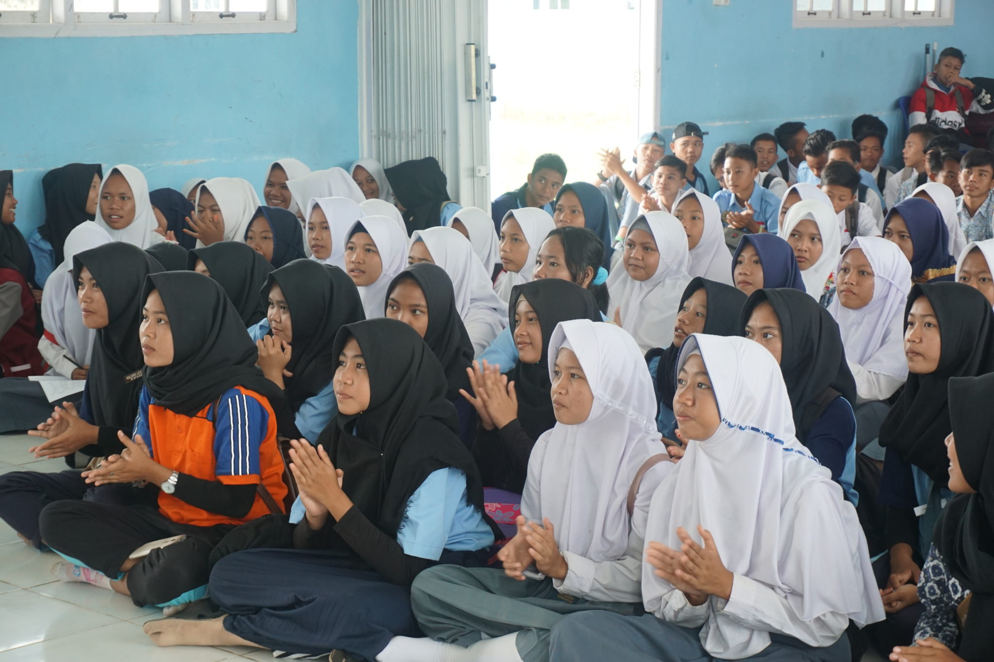 Cegah Anak  Stunting dengan Kualitas Remaja  Putri Indonesia  