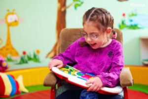 Cerebral Palsy adalah Penyakit Kelumpuhan Otak, Waspadai Gejalanya Pada Anak!